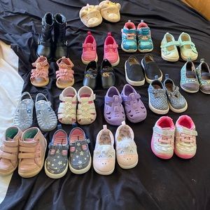 21 pairs of little girls size 4 shoes.